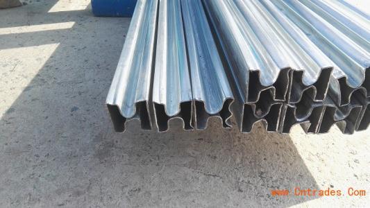 30*40卡槽管市场价，  30*50方矩凹槽管