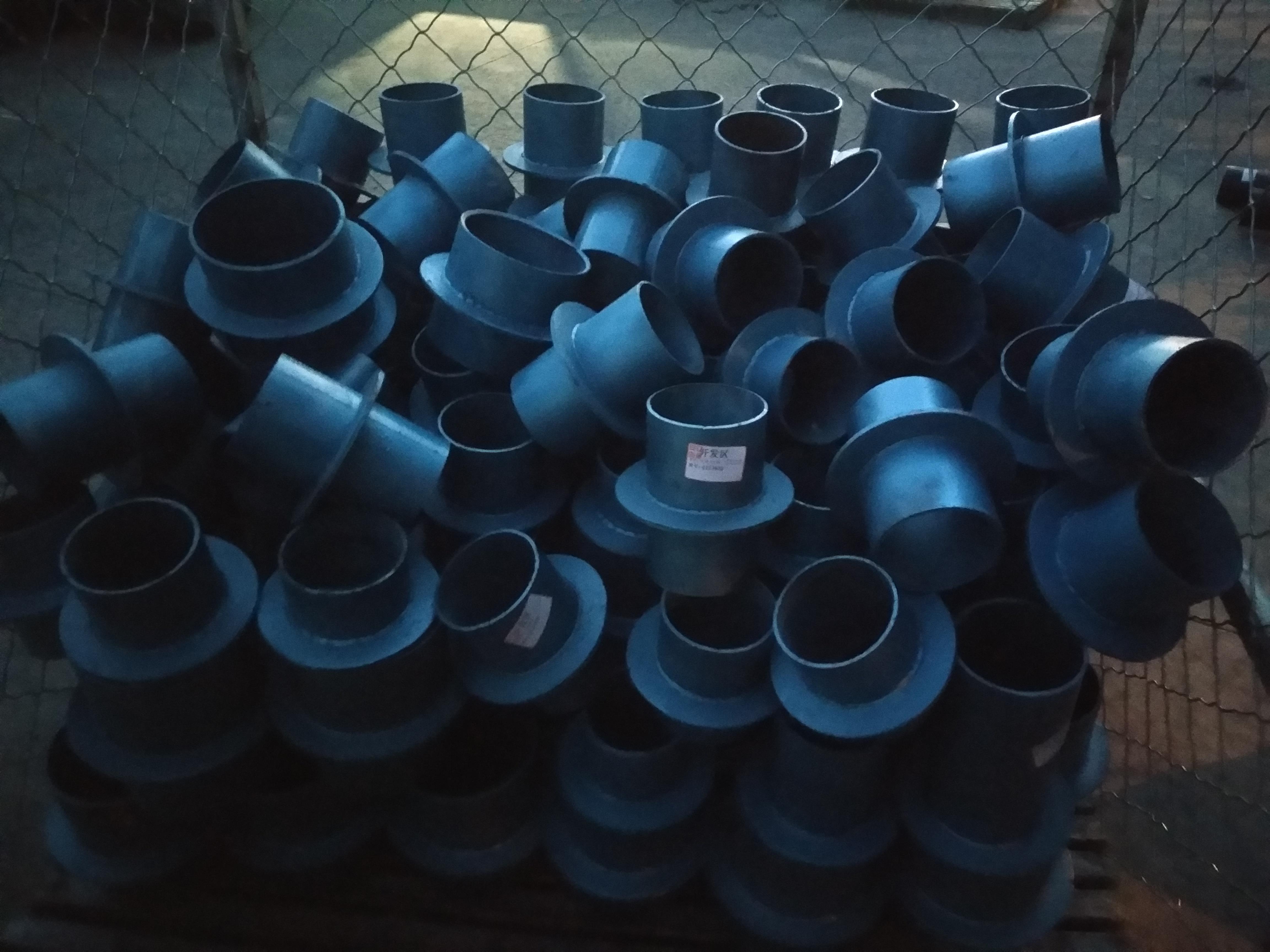 加工订制:延边族自治州污水处理厂调节池用dn300柔性防水套管