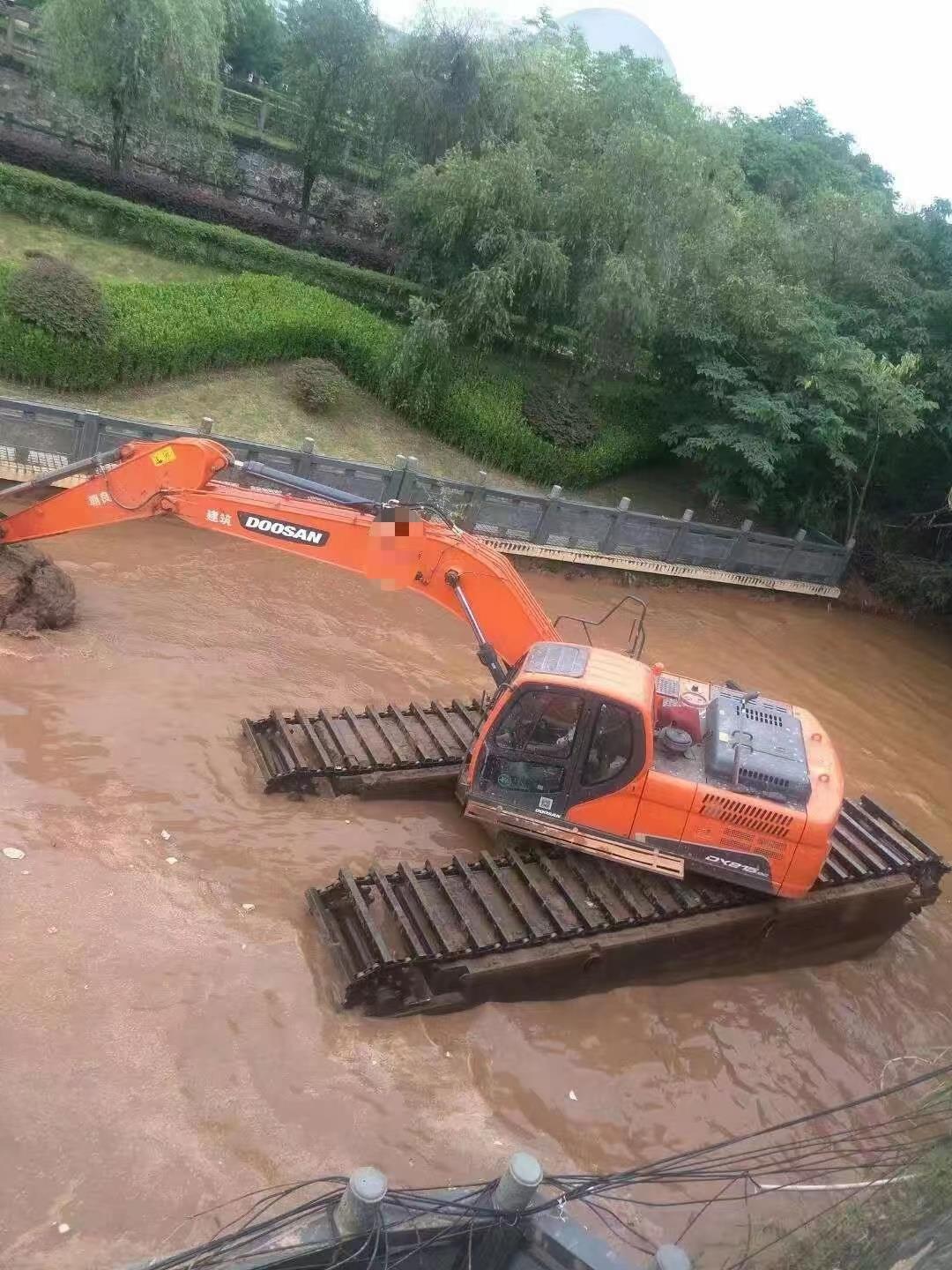 广西清淤挖机服务热线/租赁水上挖掘机租赁