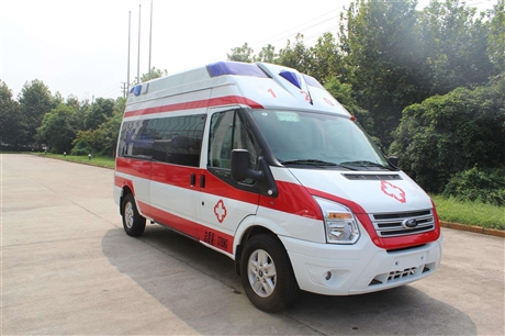 三亞120救護車轉(zhuǎn)院-隨車全科醫(yī)療人員-24小時隨時出發(fā)