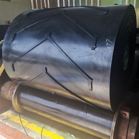 橡胶人字传送带  花纹输送带 高强力耐冲击