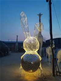 发光兔子雕塑 不锈钢镂空动物雕塑定制