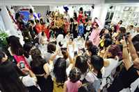 通道新娘盘发化妆培训班-世纪色彩美妆培训