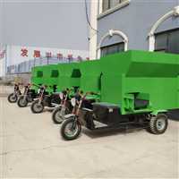 肉牛用饲料抛撒机 畜牧养殖专用喂料机 25马力自动撒料车